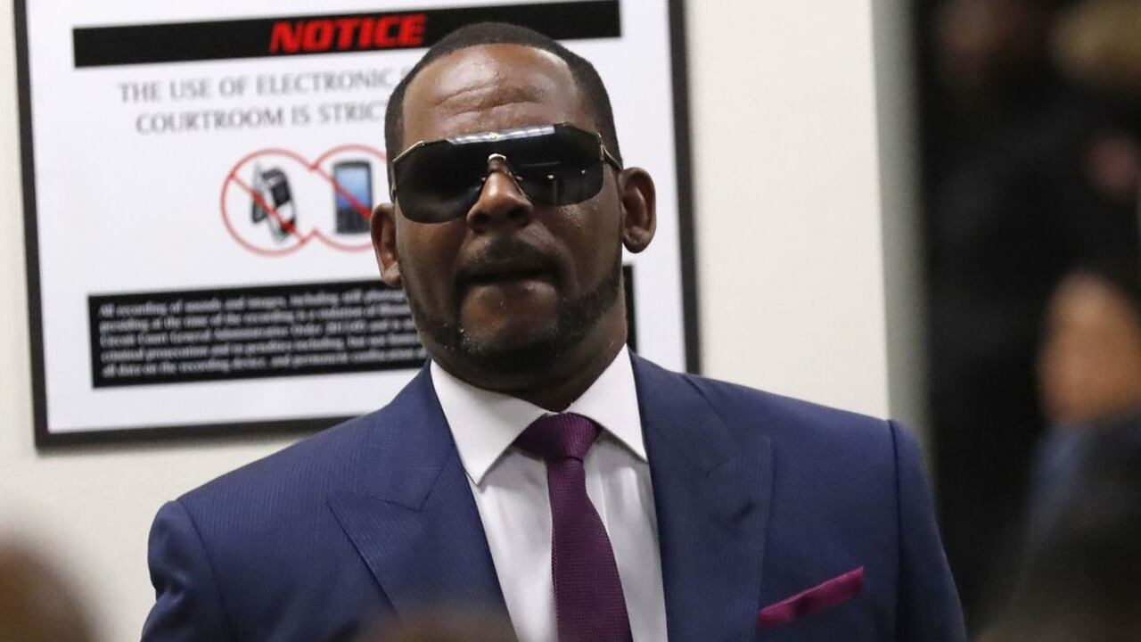 El cantante R. Kelly ya fue condenado a 30 años de prisión en el estado de Nueva York