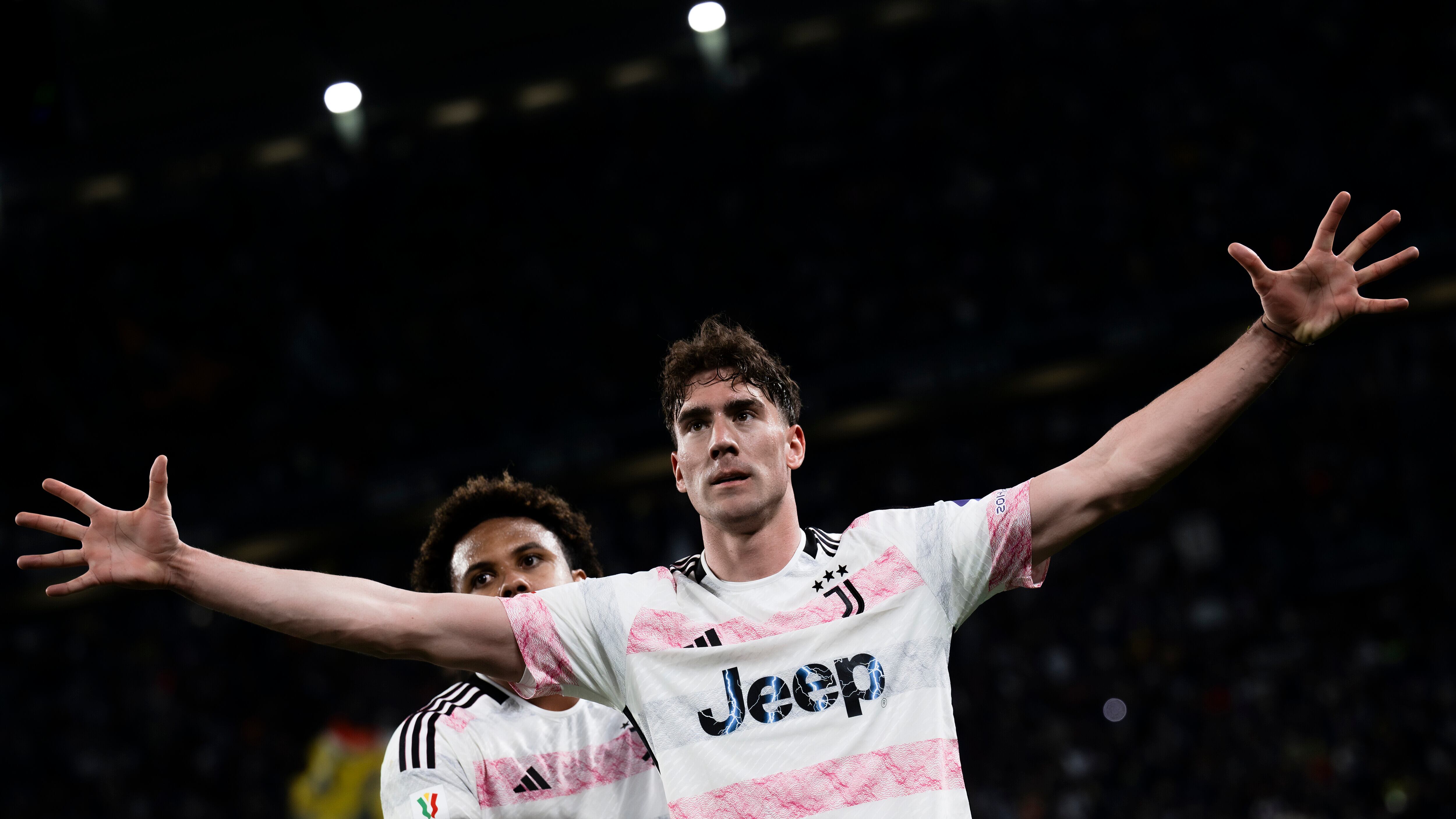 Juventus se fue con ventaja de su estadio en la ida.