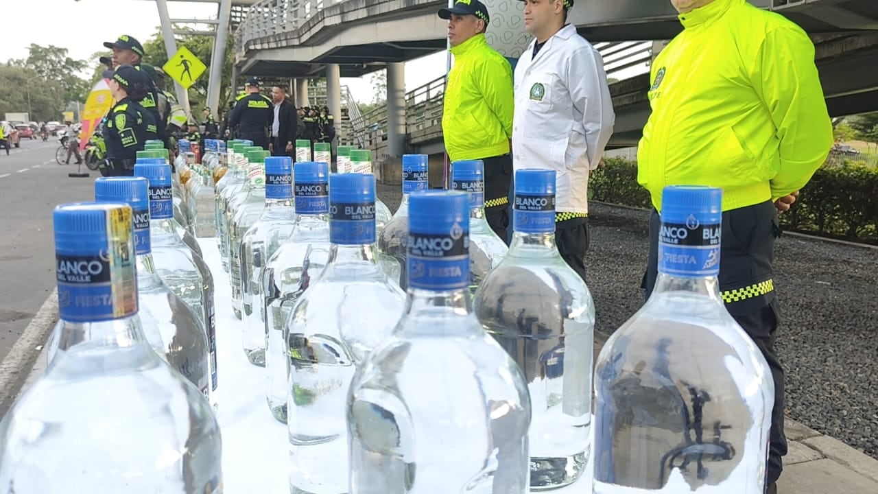 Muertos por consumo de licor y cianuro.