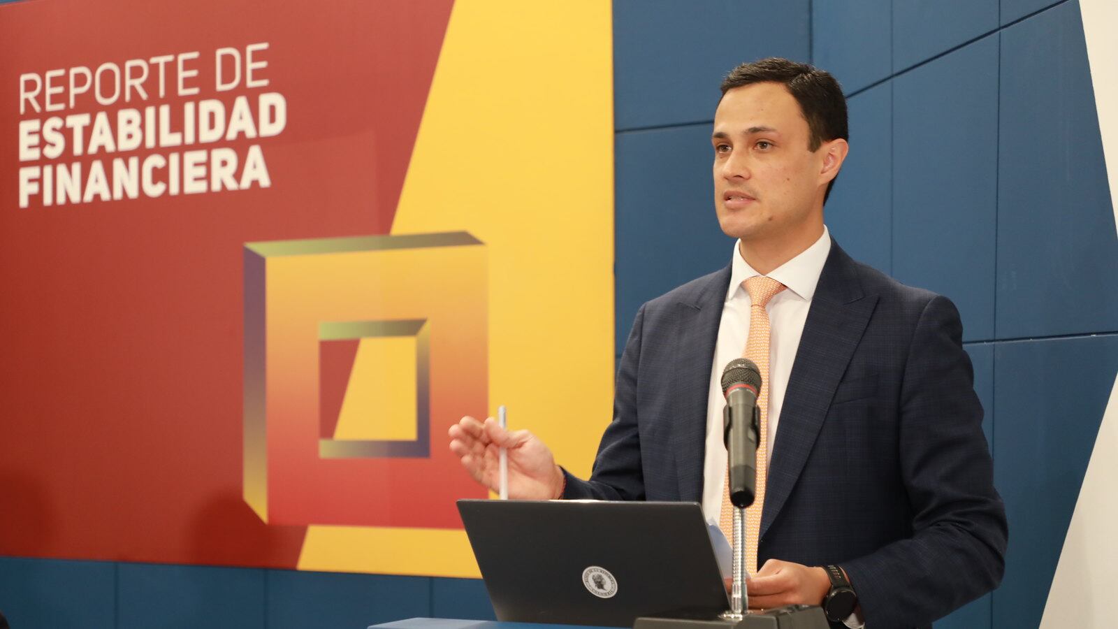 Carlos Andrés Quicazán, director de Estabilidad Financiera del Banco de la República,