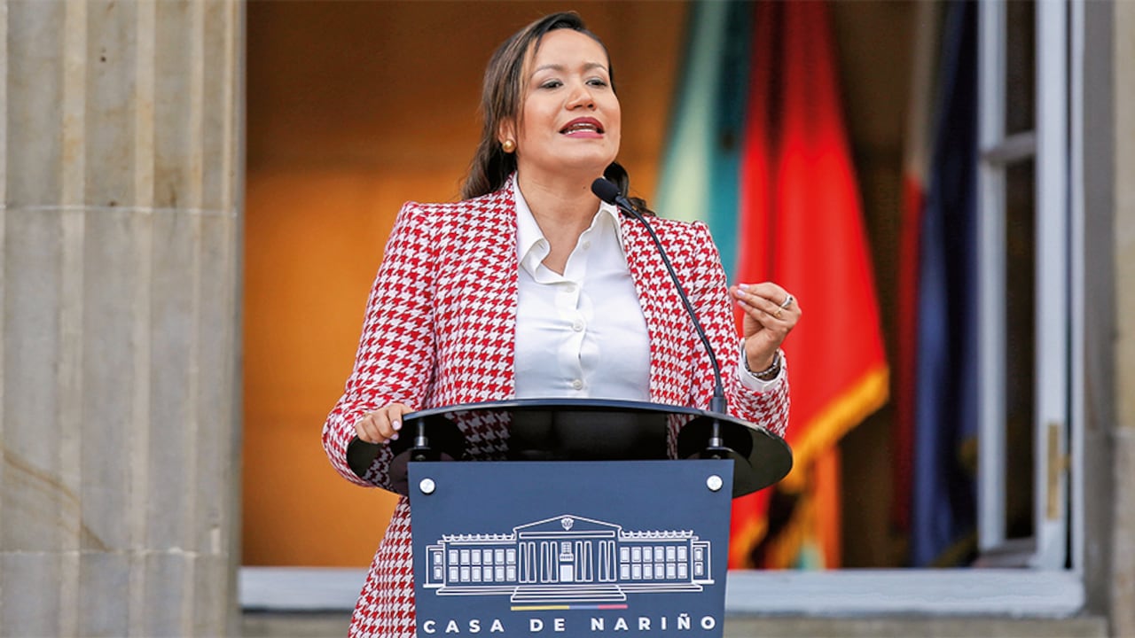 Carolina CORcho Ministra de Salud