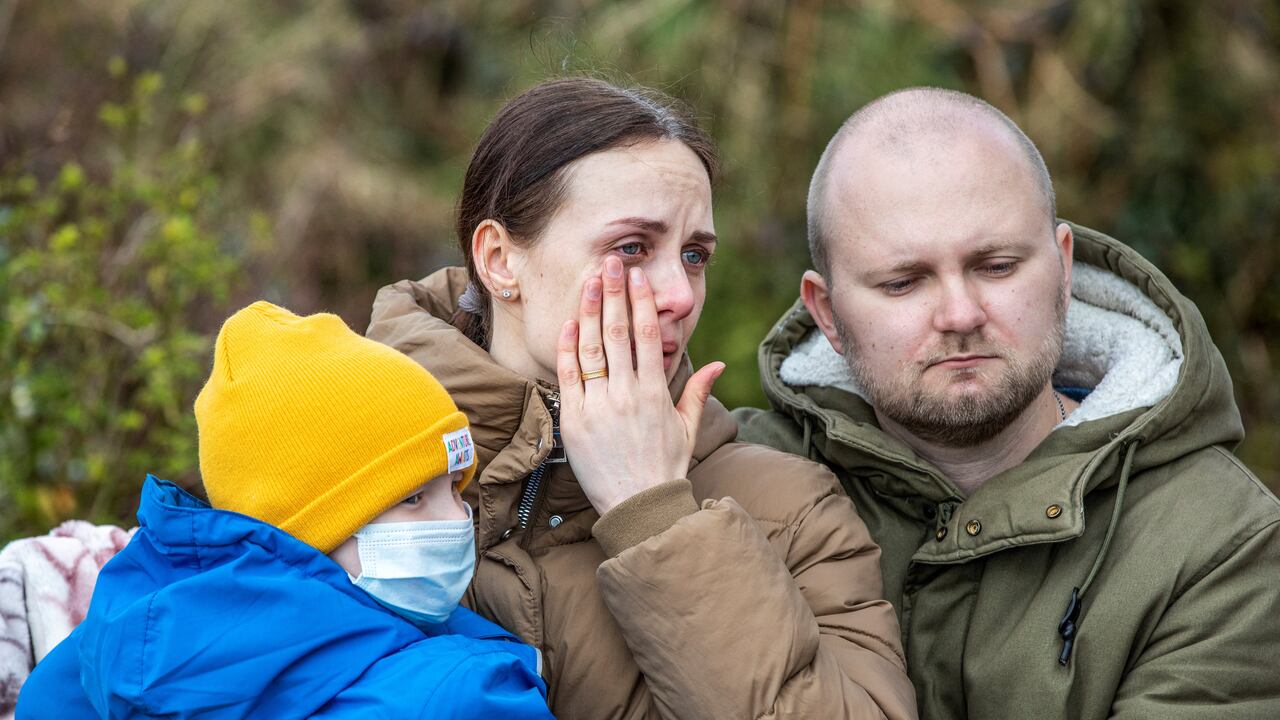 La población infantil se ha visto duramente afectada por la guerra entre Ucrania y Rusia (Photo by PAUL FAITH / AFP)