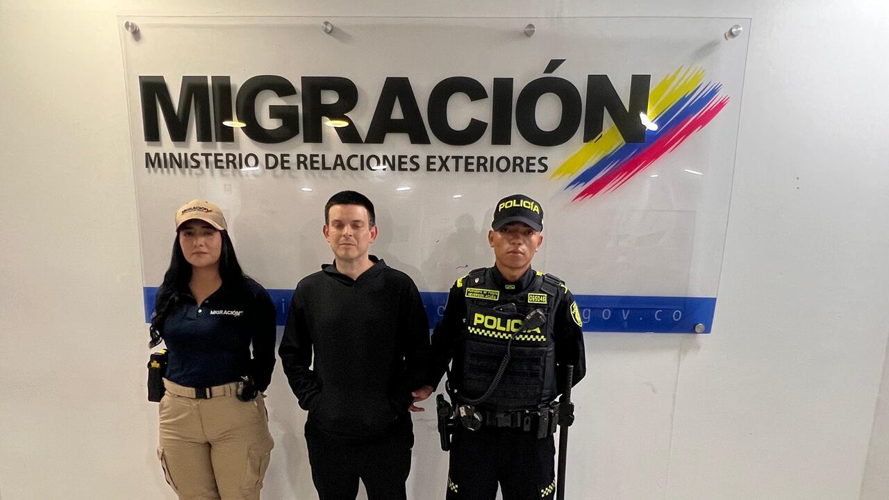 Alejandro Lyons es deportado a Colombia y enfrentará cargos por concierto para delinquir.