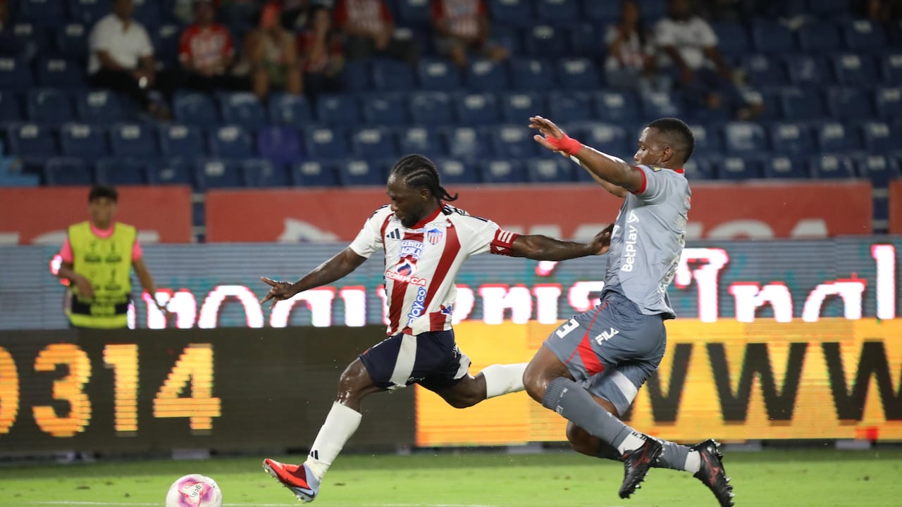 Junior de Barranquilla vs. Independiente Santa Fe en el Metropolitano.