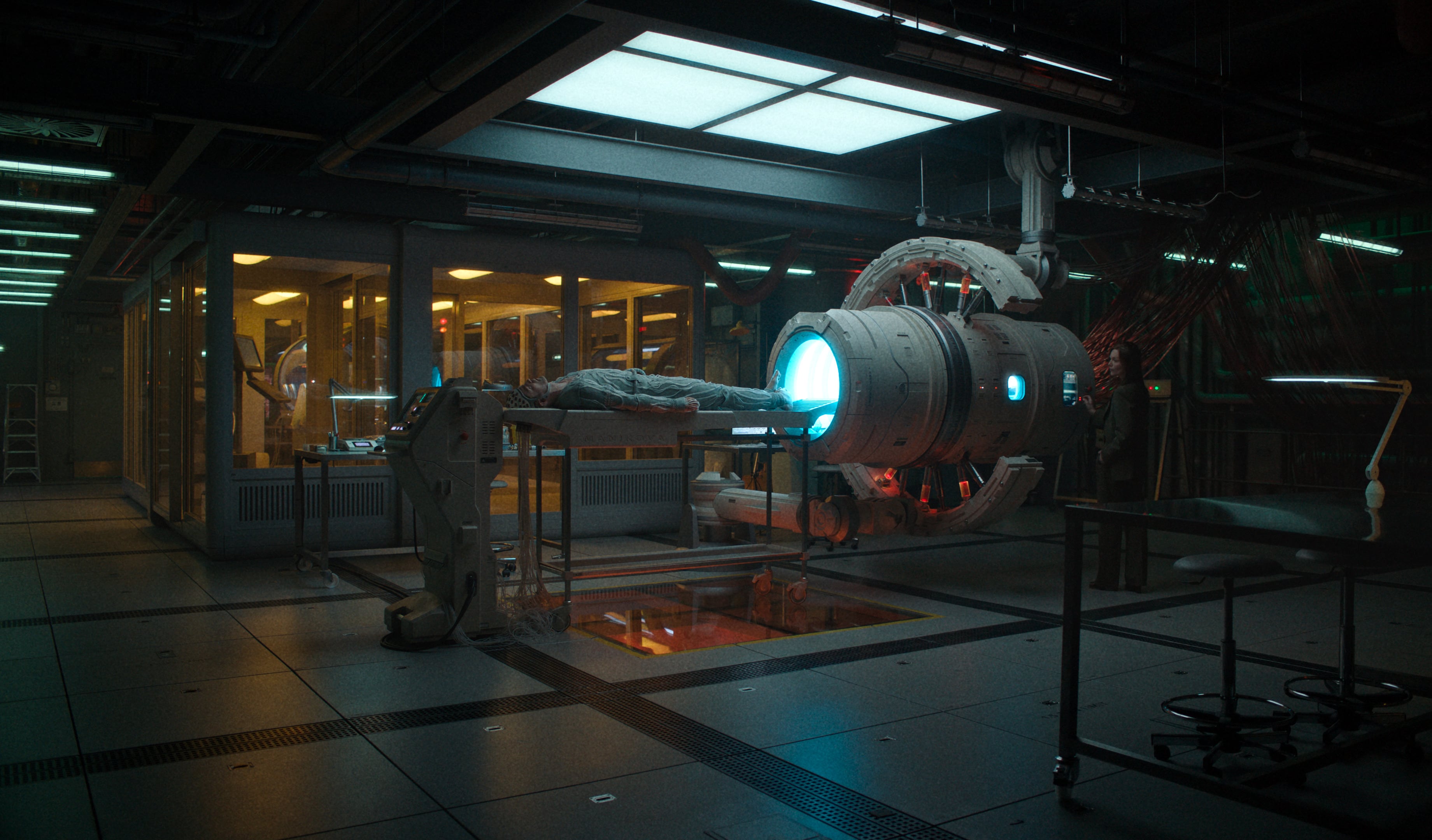 La impresora humana, de lo más sci-fi que hay en esta película.