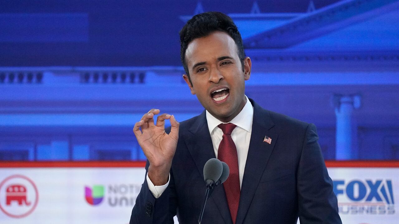 Ramaswamy, quien ha sido calificado como un novato en la política, tuvo varios momentos memorables en el primer debate.