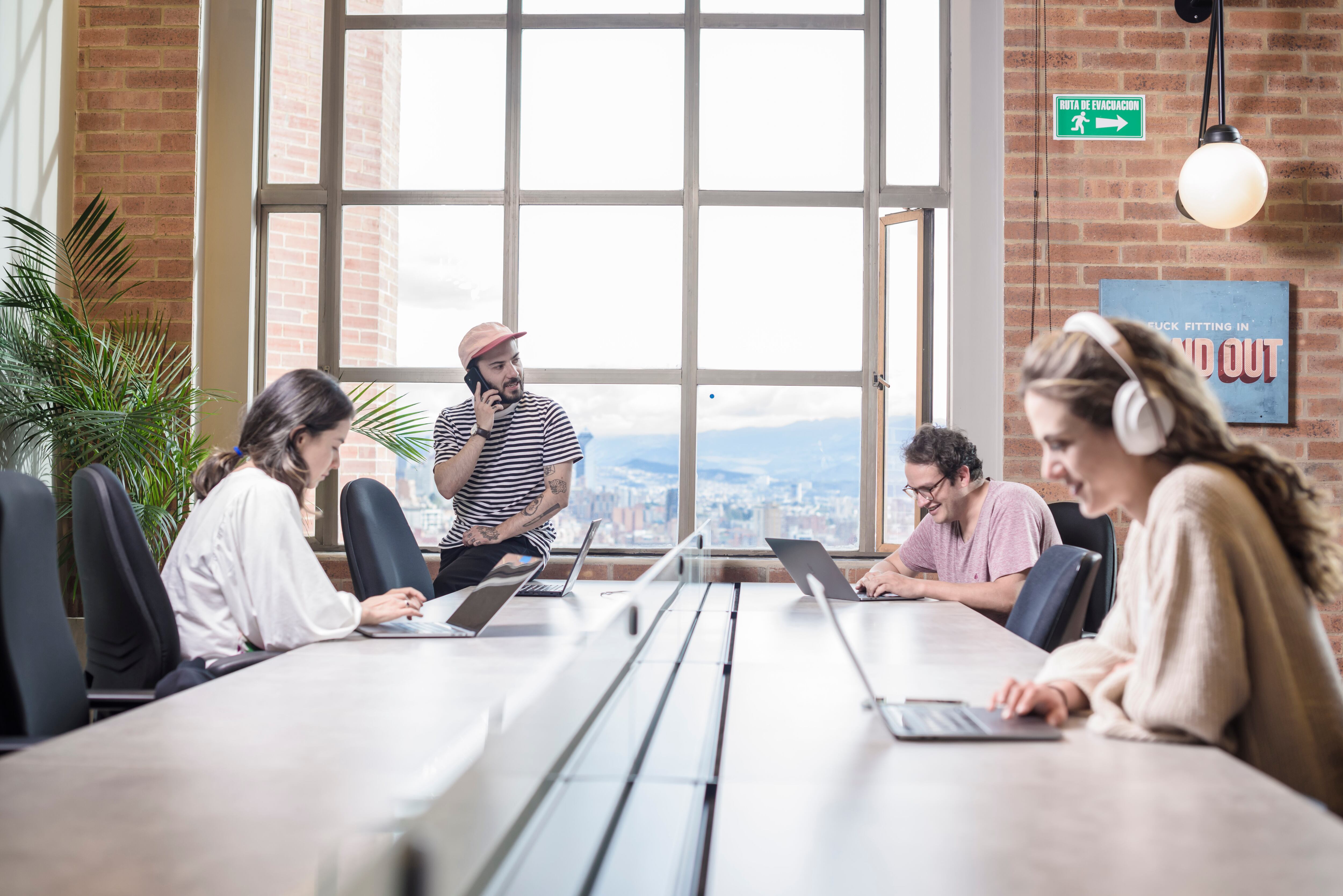 El pasado 10 de junio, la Superintendencia Financiera de Colombia le otorgó a Lulo Bank el certificado de operaciones a este banco digital, lo que lo convirtió en el primero de su tipo  formalmente constituido en el país.