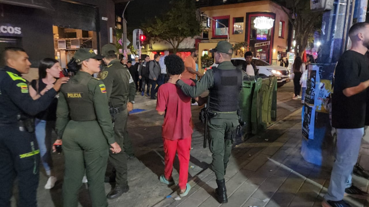 Actividades de control y vigilancia en el barrio El Poblado de Medellín.