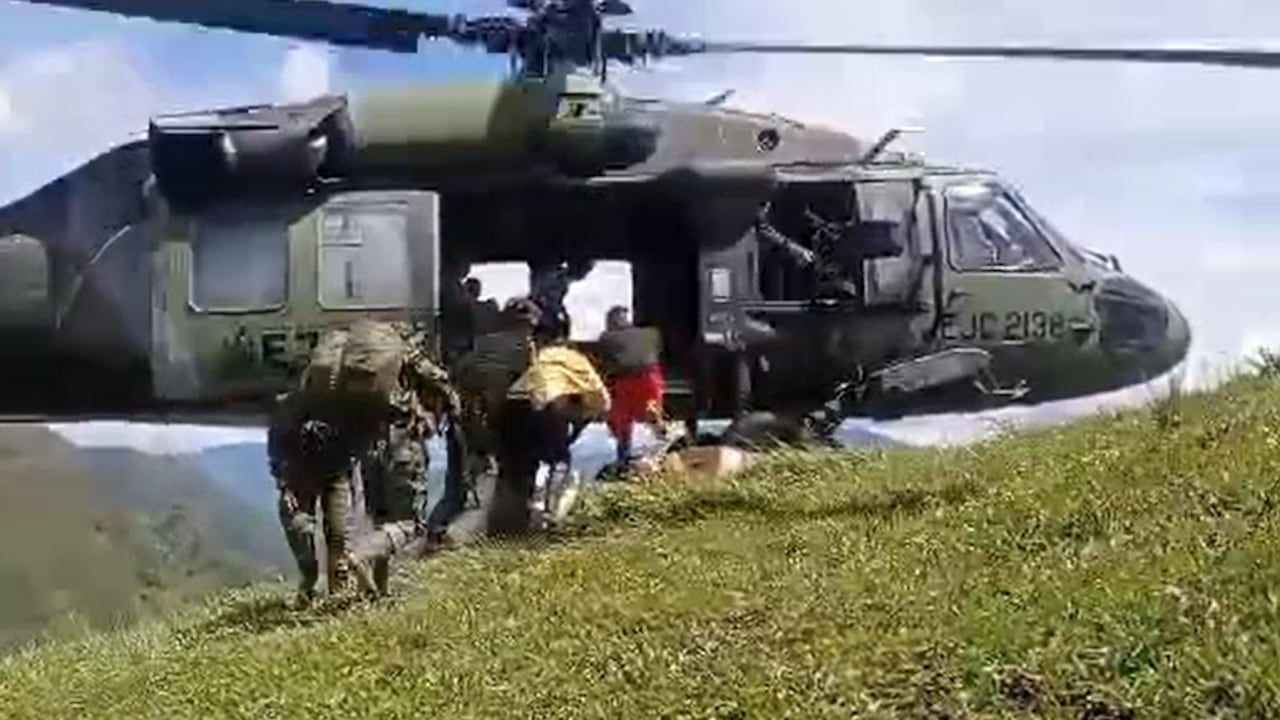 Urgente: Helicóptero del Ejército se accidentó con siete ocupantes en zona de frontera con Panamá. Imagen de referencia.