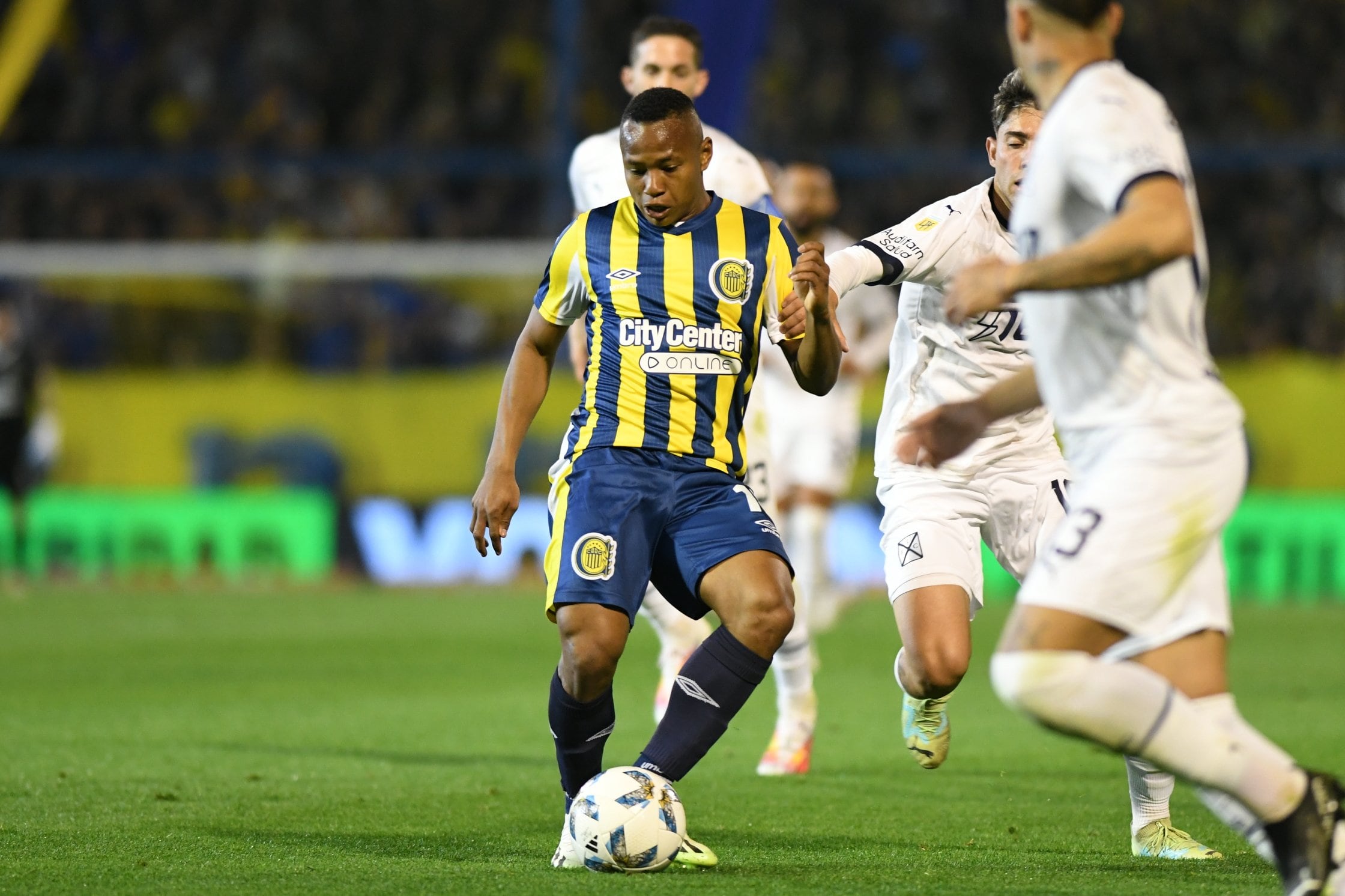 El joven marcó con Rosario Central