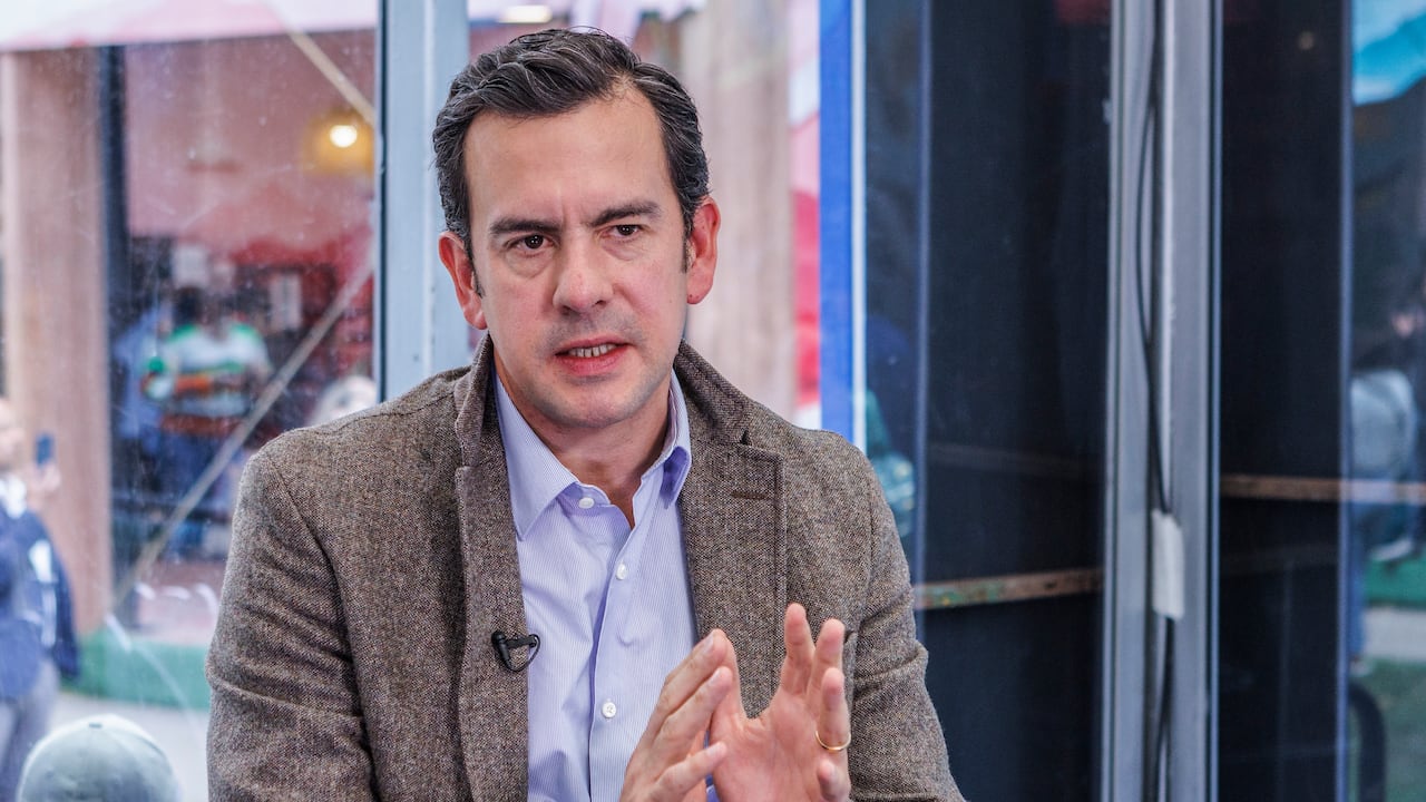 Rodrigo Lara, ministro del Interior, dijo que hay dos modelos: “El que cree en la Constitución y el que puede verla de manera relativa”.