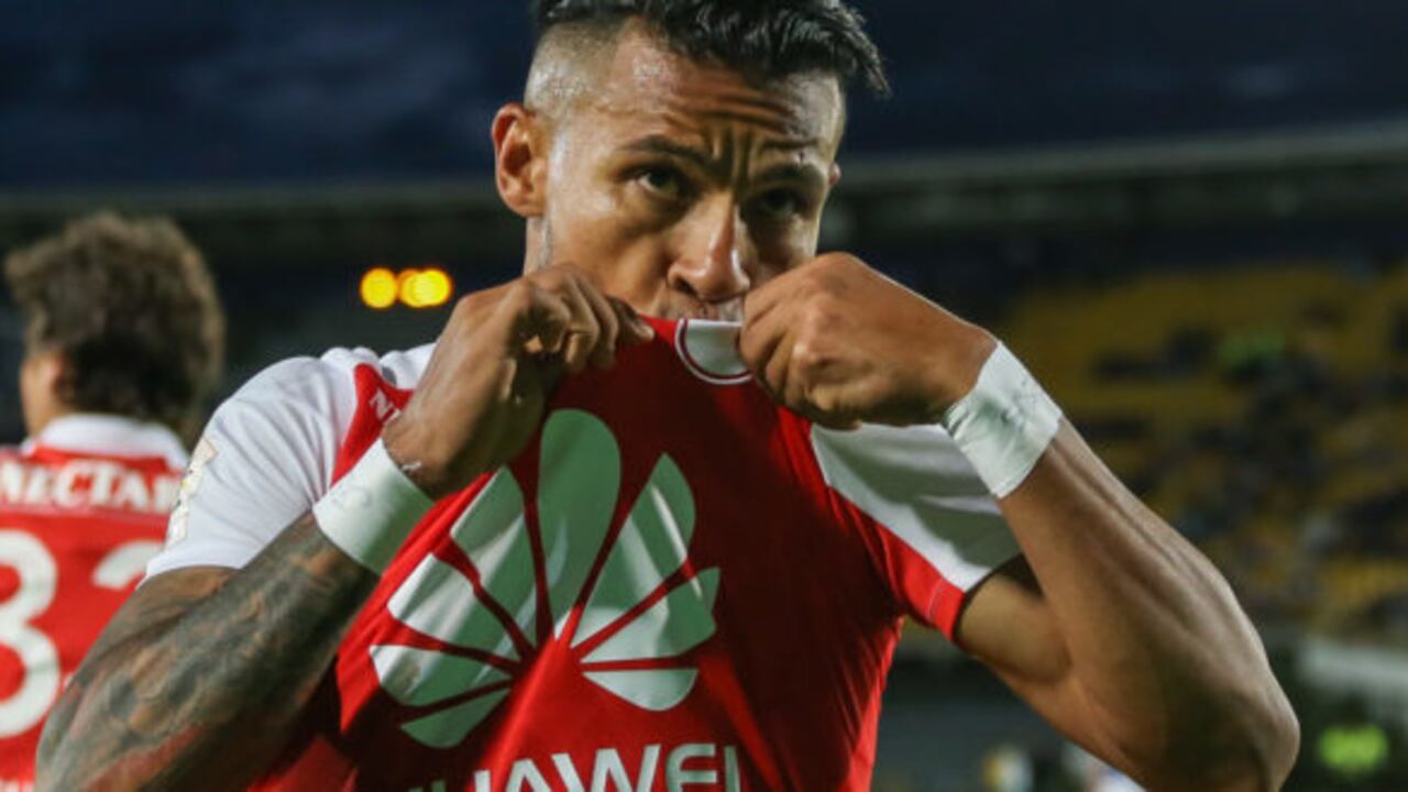 El delantero viaja a Colombia