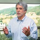 El exalcalde de Bogotá criticó las largas filas de los colombianos para cobrar el subsidio de Tránsito a la Renta Ciudadana.