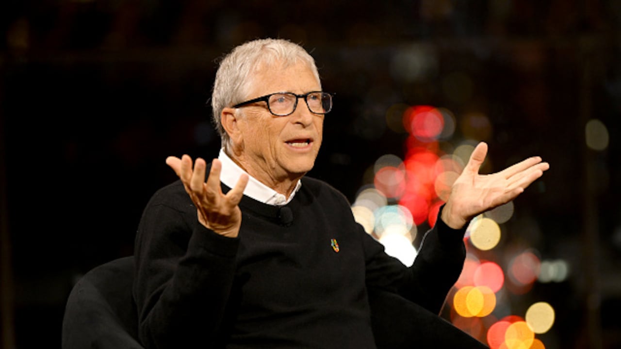 Bill Gates destacó el potencial de la IA y planteó dudas sobre la forma en que se desarrolla.