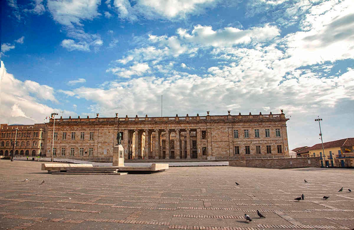 Colombia se encuentra con un pico respiratorio y varios expertos aseguran que lo peor del coronavirus en el país todavía no ha llegado, por eso insisten en mantenerse confinados en casas para evitar cualquier riesgo. Clara Moreno-SEMANA