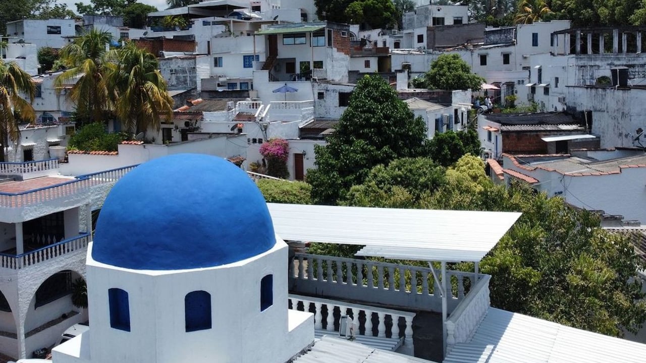 En Antioquia: así es la isla de Santorini colombiana, un pueblito que transporta a sus visitantes a Grecia