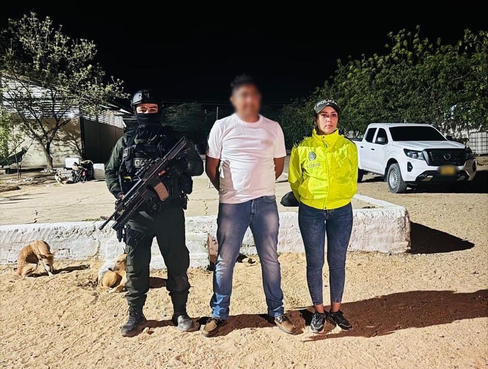 Policía en operativo contra alias Gallero.