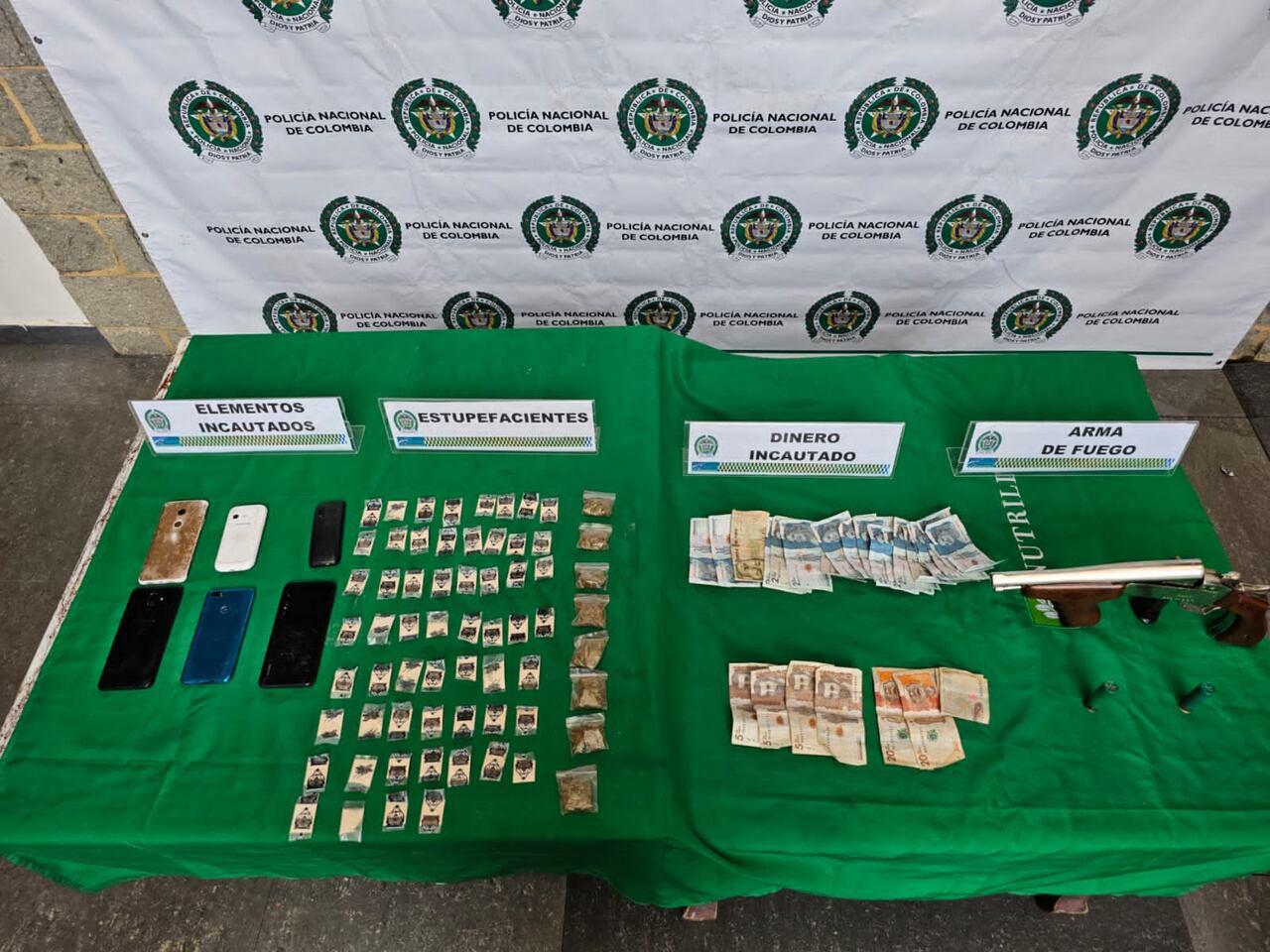 Usando el reciclaje como fachada, Los Paisas movían drogas y armas en el barrio Álamos, en Bogotá; así los descubrieron