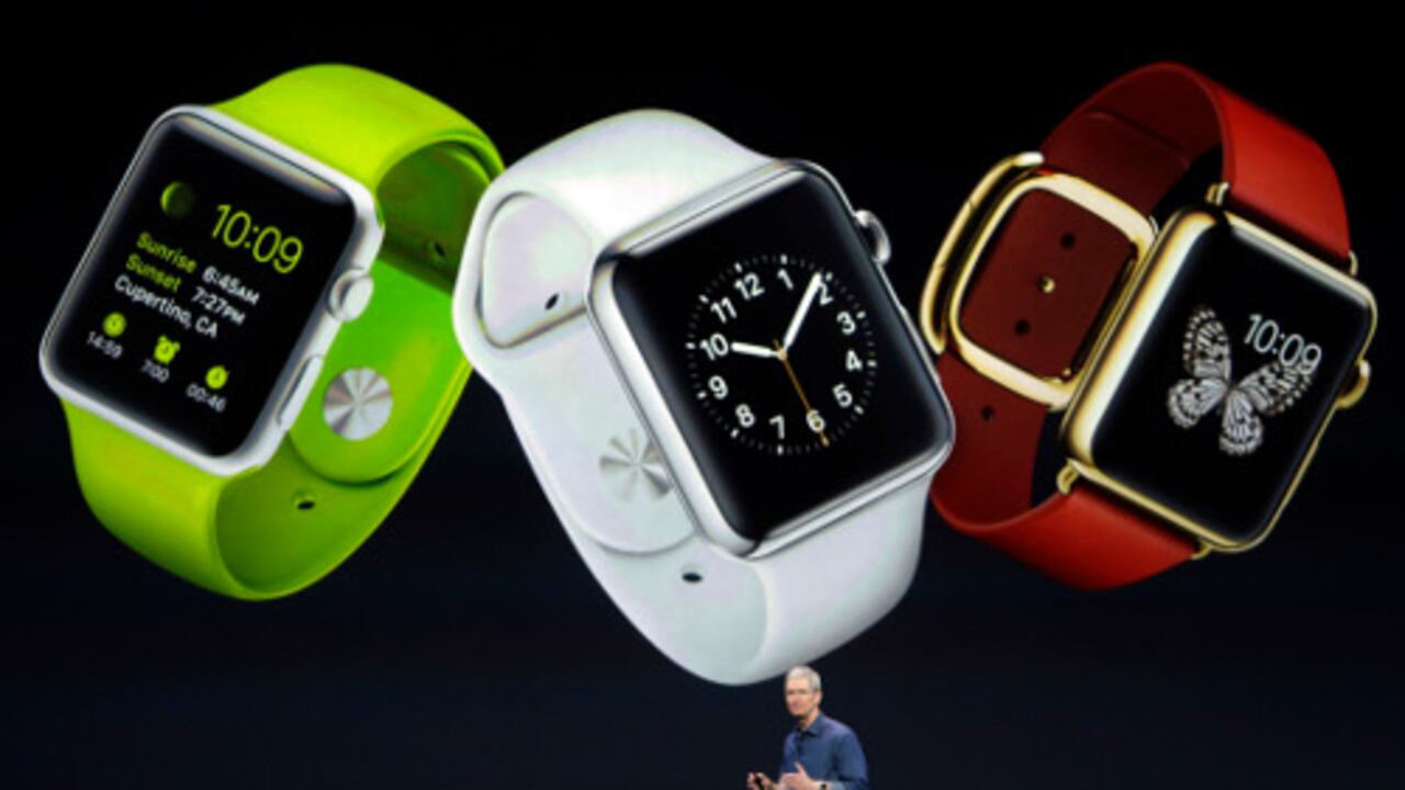 El nuevo reloj ayudará a la gente a monitorear su salud, manejar viviendas e incluso comprar mercancía. El anuncio es significativo luego de las recientes dudas sobre si Apple todavía tiene la habilidad de innovar después de la muerte del cofundador Steve Jobs en 2011. El reloj estará disponible a principios de 2015 y costará US$349.