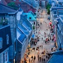 Rue Saint-Paul es una calle en la zona histórica del Viejo Montreal, en Quebec (Canadá)
