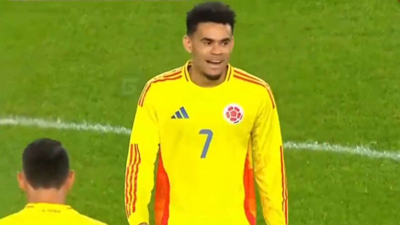 Luis Díaz, al momento de su salida en el partido contra Canadá