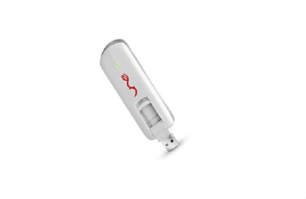 Esta USB ZTE MF821, se adapta a los puertos USB de portátiles.