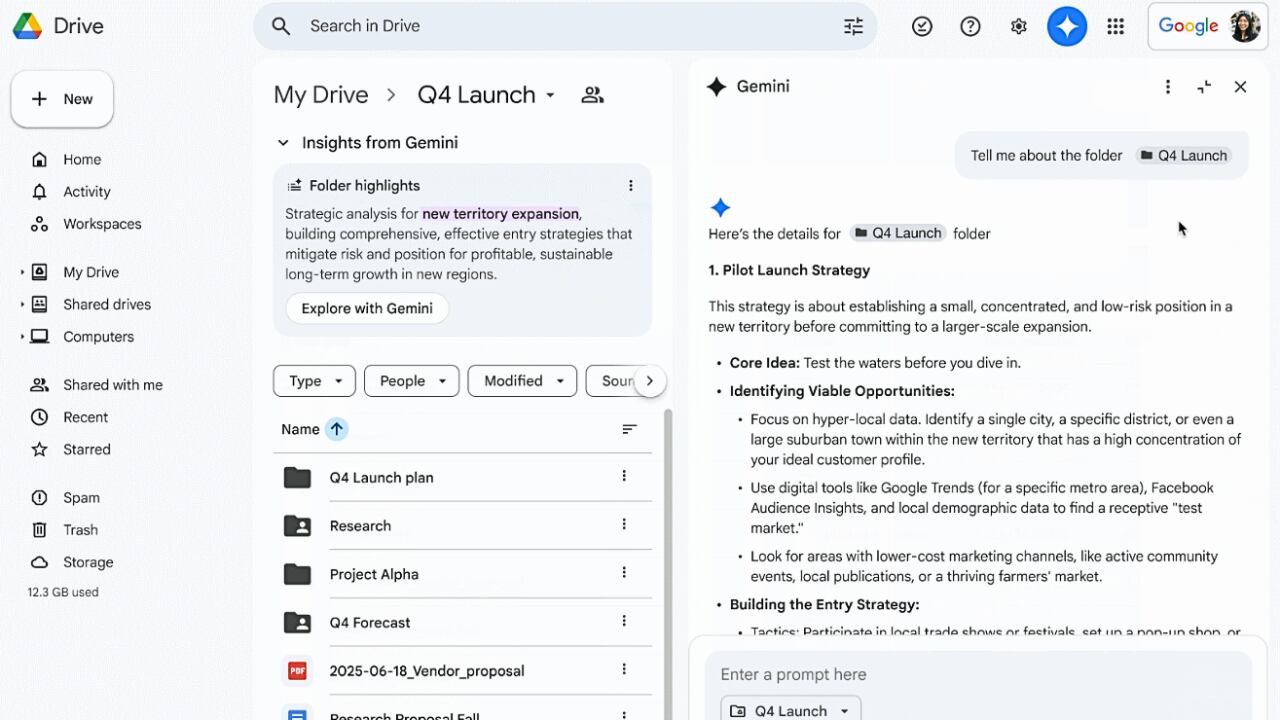 El comunicado señala que “Explorar con Gemini” ofrece un informe más extenso y espacio para consultas adicionales.