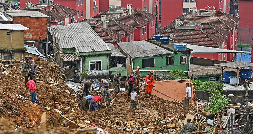 Cientos de personas se quedaron sin viviendas luego de los deslizamientos. 