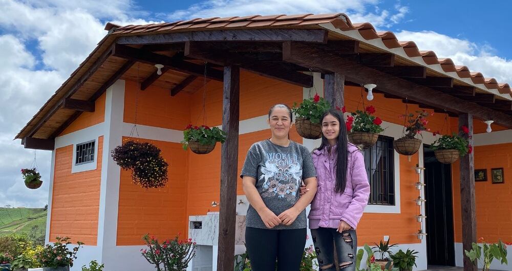 La Empresa de Vivienda y de Infraestructura de Antioquia (VIVA) avanza en programa de vivienda social para entregar 75.000 unidades.