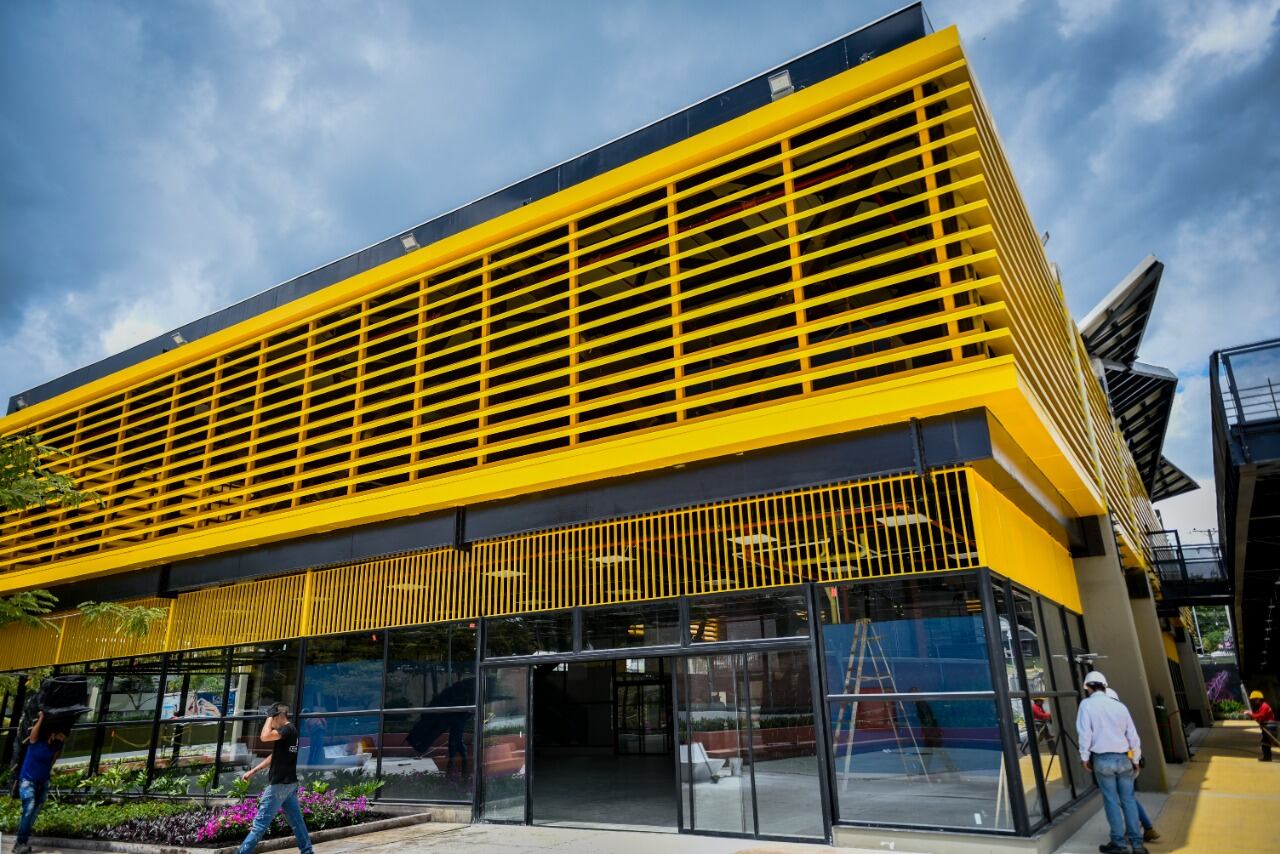 El Coliseo de Combate está ubicado en la Unidad Deportiva de la calle 42.