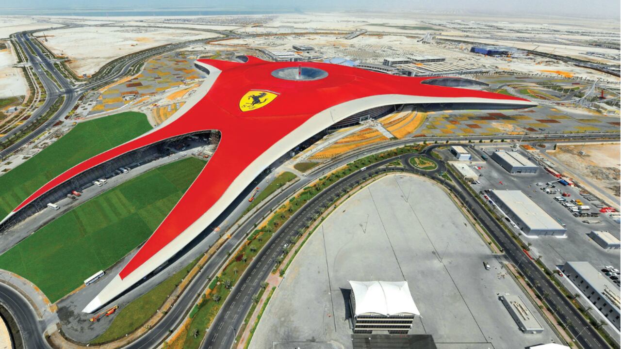 Benoy es reconocida por el mall Westfield en Londres, Elements en Hong Kong y el parque temático de Ferrari Abu Dhabi (Foto).