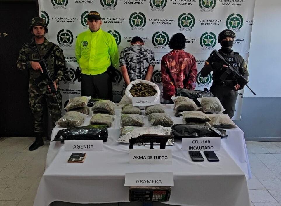 Autoridades en Antioquia capturaron 2 personas en flagrancia y destruyeron 3 laboratorios.