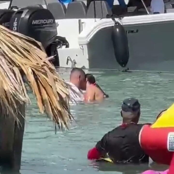 Pareja teniendo relaciones sexuales en Cholón