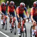 Competidores del INEOS en el Tour de Francia 2023.