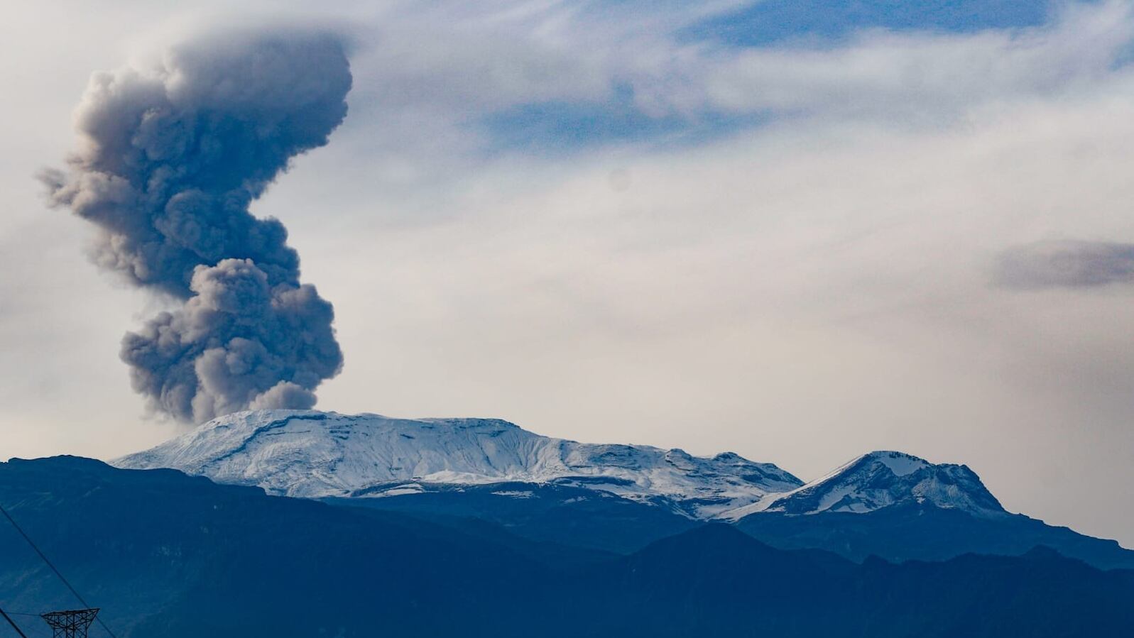 Piden a los habitantes de la zona de influencia, acatarar las recomendaciones de los expertos