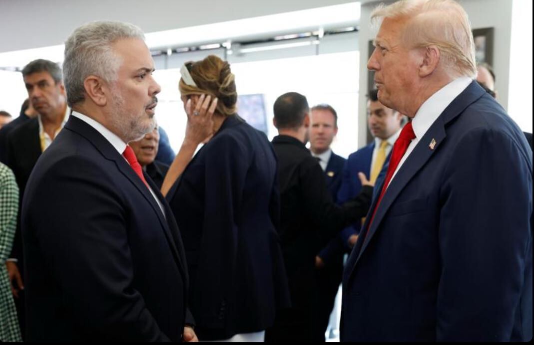 El expresidente Iván Duque tuvo un breve encuentro con el presidente de Estados Unidos, Donald Trump, durante la final del Mundial de Clubes.