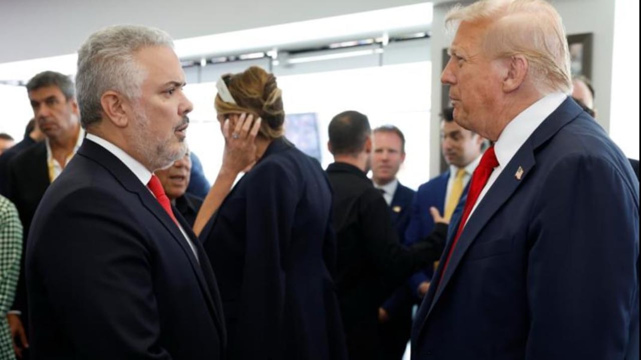 El expresidente Iván Duque tuvo un breve encuentro con el presidente de Estados Unidos, Donald Trump, durante la final del Mundial de Clubes.