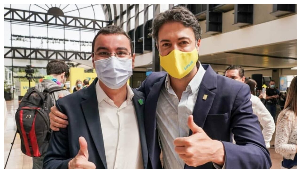 Juan David Palacio Cardona, exdirector del Área Metropolitana del Valle de Aburrá, y el exalcalde de Medellín, Daniel Quintero Calle.