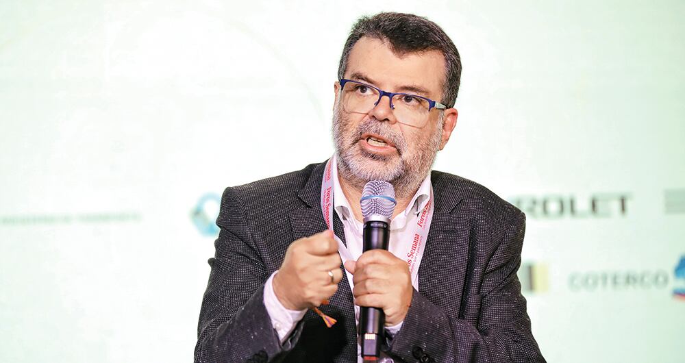 Darío Hidalgo, profesor e investigador de transporte de la Universidad Javeriana.