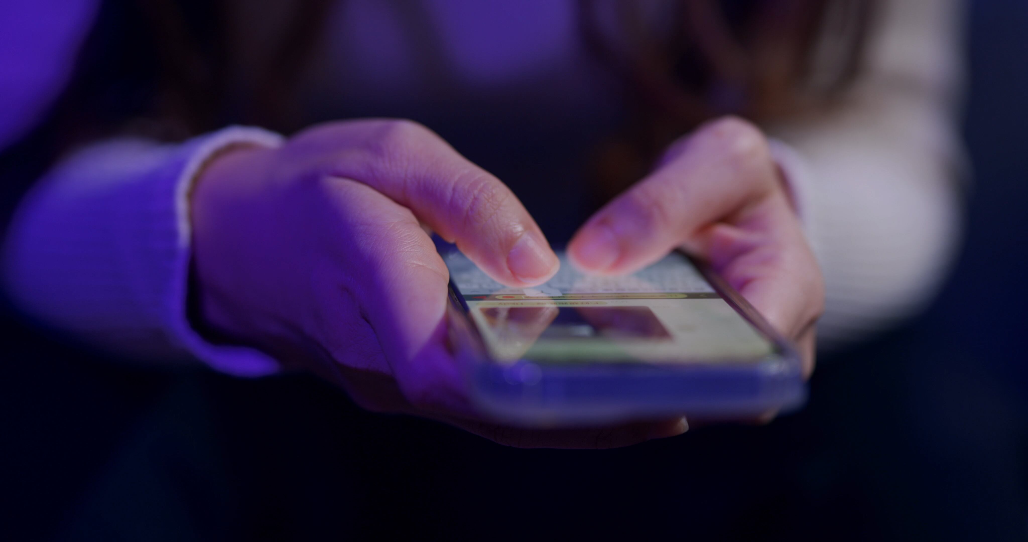 Desactivar funciones innecesarias ayuda a conservar la carga.