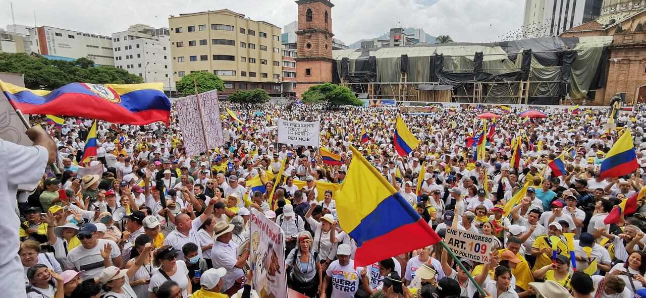 Marcha en contra del gobierno del presidente Gustavo Petro
