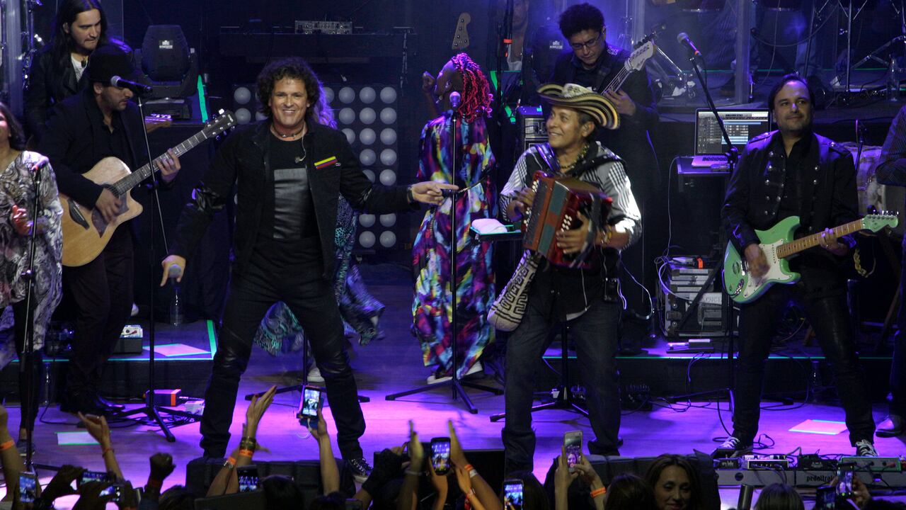 Recuero de la reapertura de Gaira Cumbia house. Carlos Vives en concierto junto a Egidio Cuadrado. - Bogota 22 de abril de 2016: foto Vanessa Perez. Jetset.com