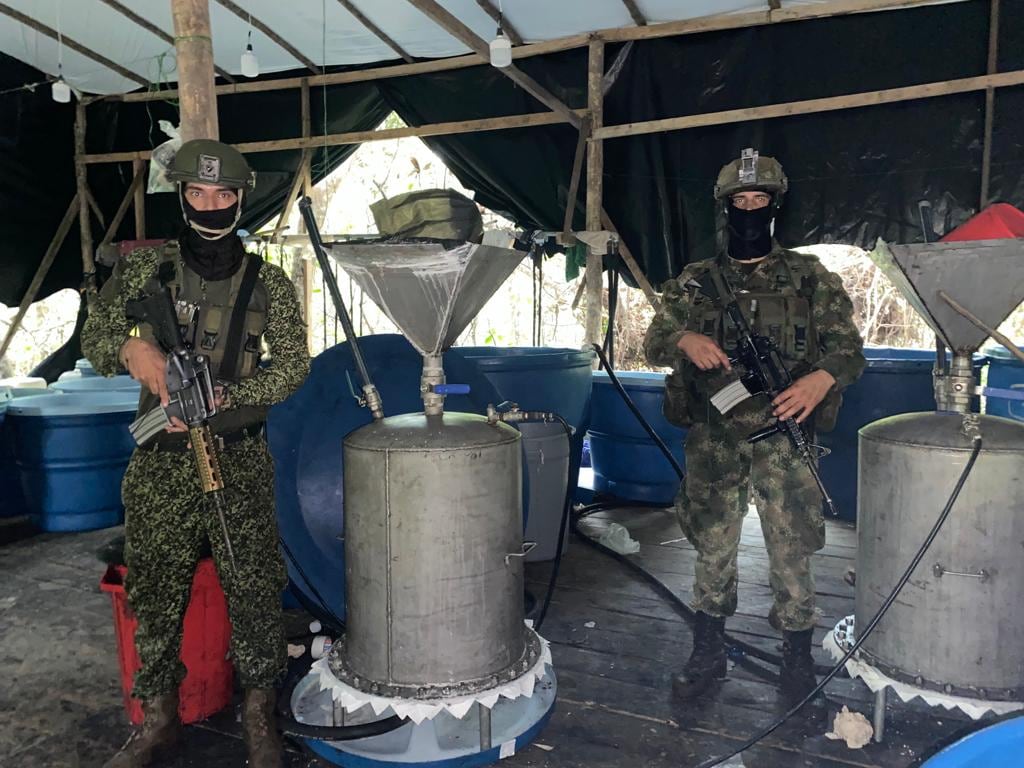 Desmantelan complejo de producción de coca en Tumaco