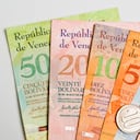 Estos son algunos ejemplares de la moneda local de Venezuela.