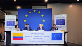 Cristina Alves, Nicolás González Casares, jefe de la delegación del Parlamento Europeo, Esteban González Ponce, jefe de la Misión y José Antonio de Gabriel, jefe adjunto de la Misión de Observación.