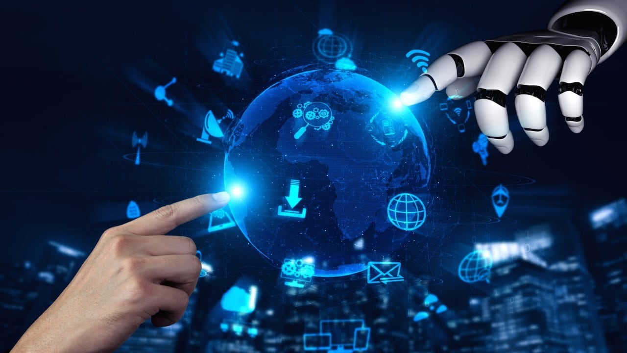 La IA y el ChatGPT transformarán las prácticas de mercadeo en los sectores económicos en los próximos años.