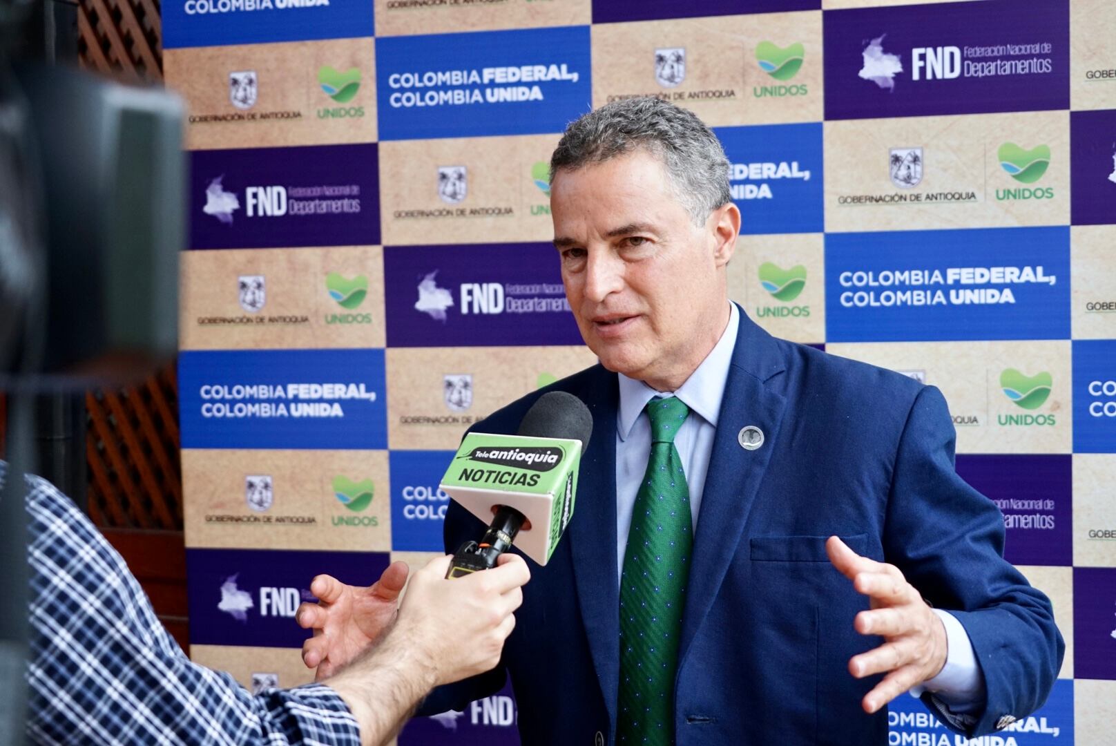 Los mandatarios aseguran que el diálogo ha sido de sordos con el Gobierno nacional