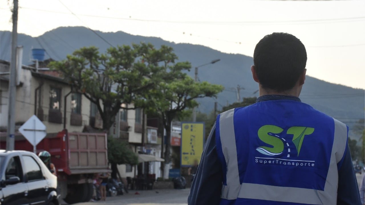 La cartilla puede consultarse de manera fácil y rápida ya que se encuentra disponible en la página web www.supertransporte.gov.co.