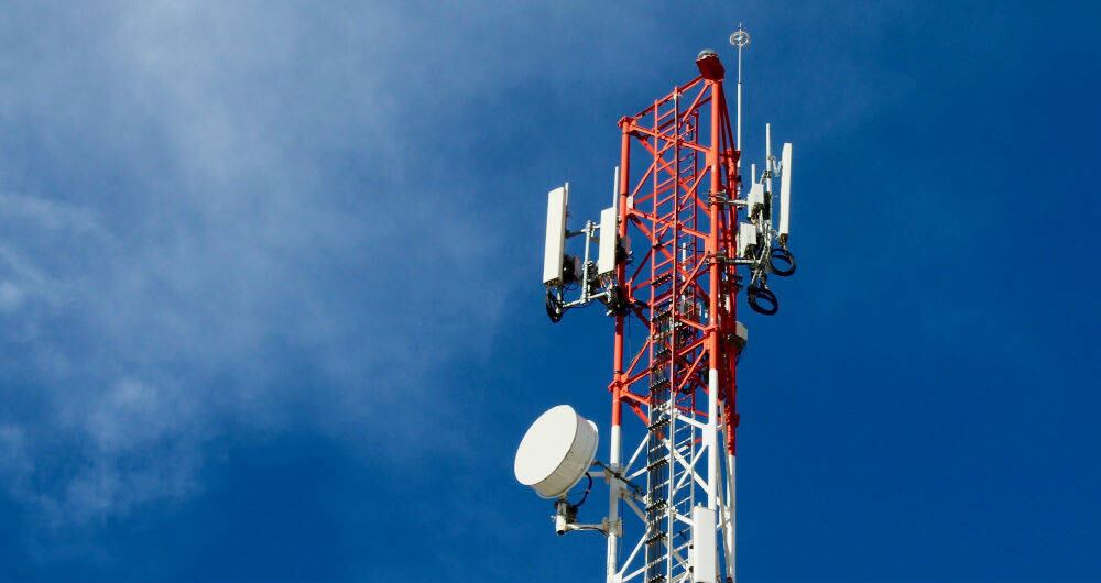 La subasta del espectro completará en diciembre un año de realizada, pero el fin de la novela está lejos de llegar.