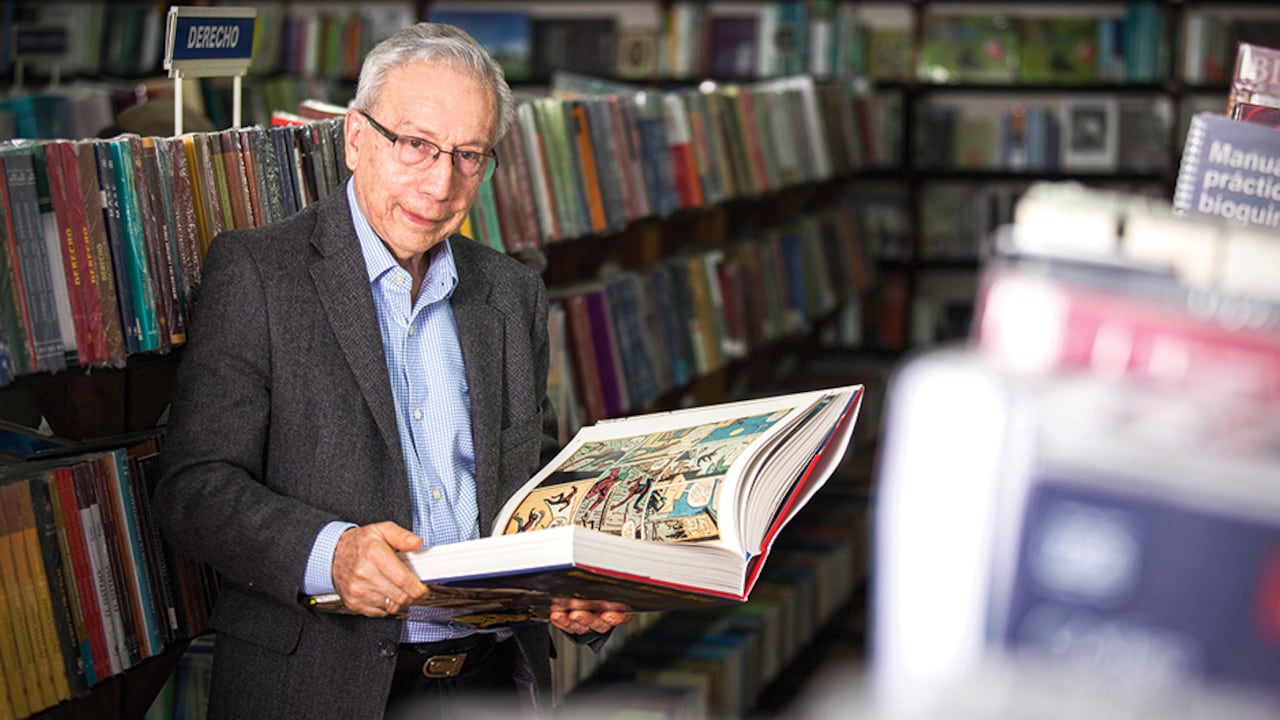 Felipe Ossa (Bogotá, 1944-2024) no fue a la universidad, pero su actividad y su pasión lo convirtieron en un intelectual de facto. Además de los libros, amaba a su familia y al América de Cali.